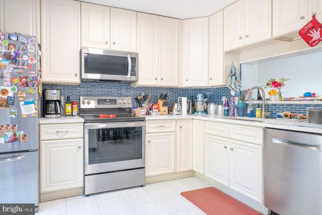 6005 BINGLEY RD, Alexandria, VA 22315