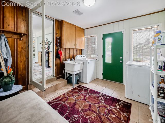 2751 Marlington Road, Waterford Charter Township, MI 48329