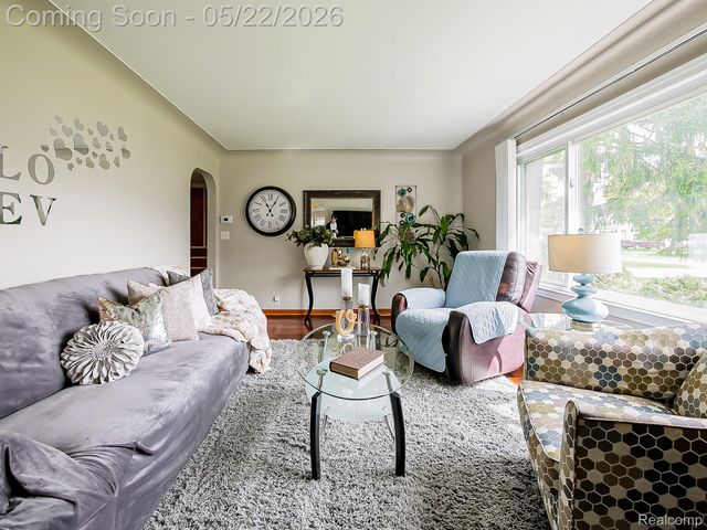 2751 Marlington Road, Waterford Charter Township, MI 48329