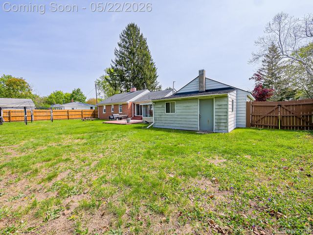 2751 Marlington Road, Waterford Charter Township, MI 48329