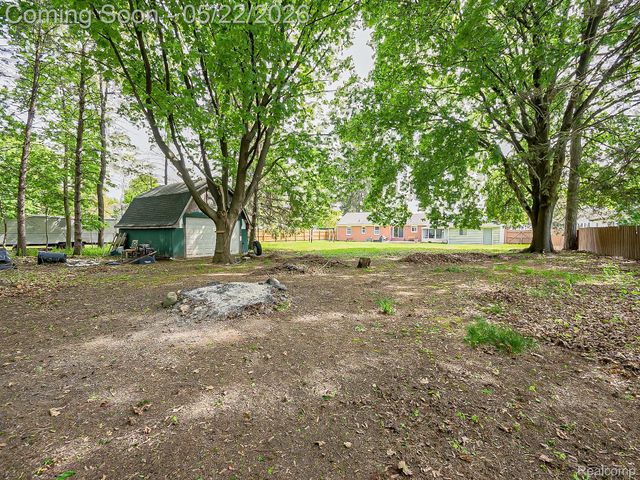 2751 Marlington Road, Waterford Charter Township, MI 48329