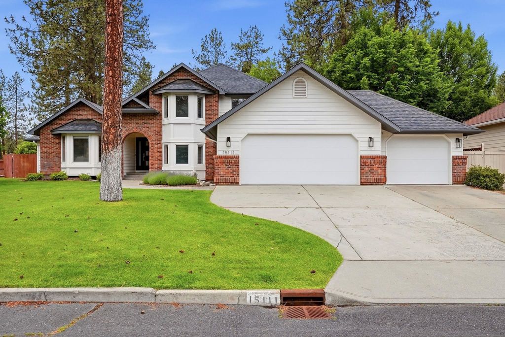 15111 N Edencrest Dr, Spokane, WA 99208
