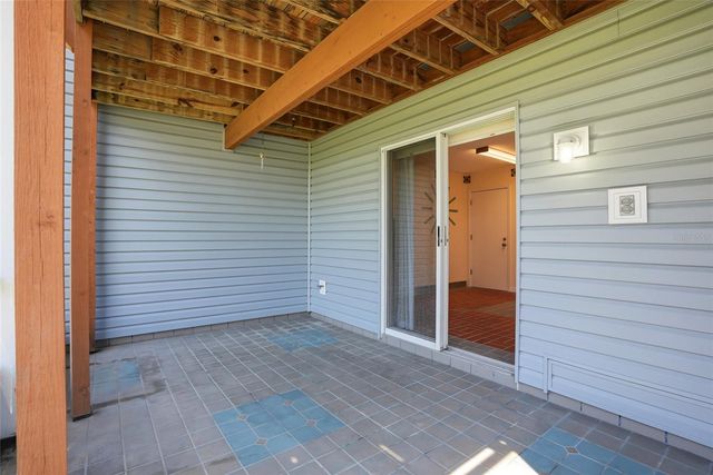 900 HARBOUR HOUSE DRIVE, Indian Rocks Beach, FL 33785