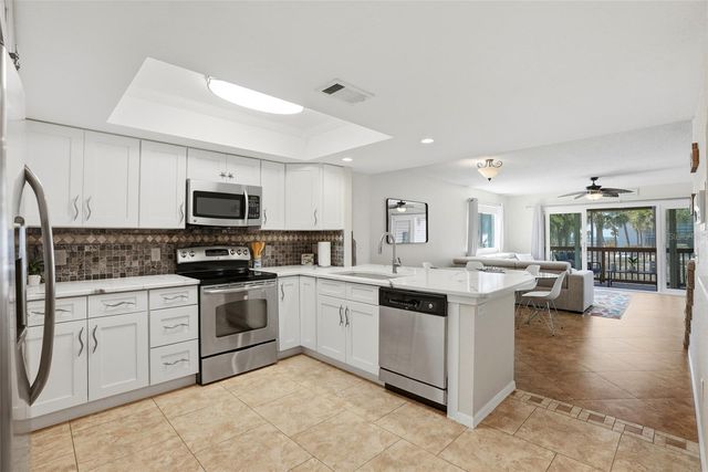 900 HARBOUR HOUSE DRIVE, Indian Rocks Beach, FL 33785