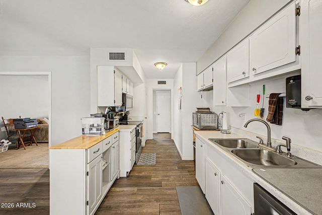 12209 N MISSION Drive, Sun City, AZ 85351