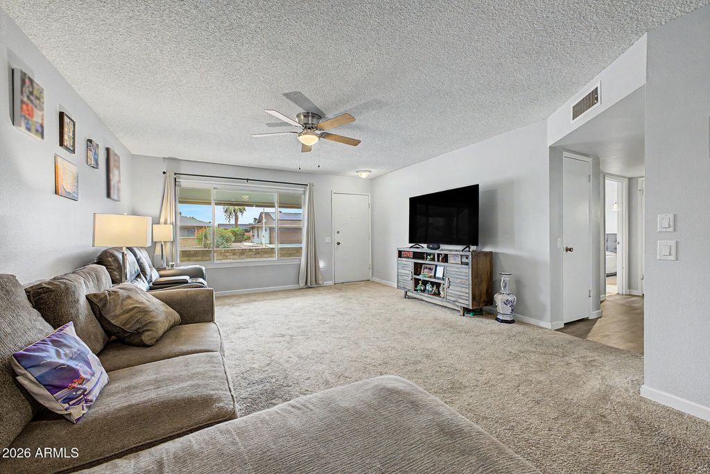 12209 N MISSION Drive, Sun City, AZ 85351 — photo 5