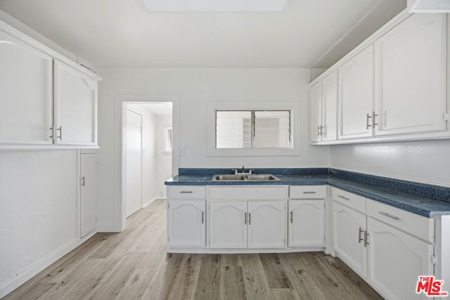 113 E 95th Street, Los Angeles, CA 90003