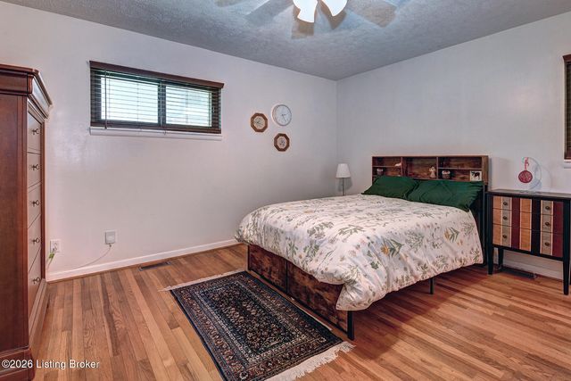 1200 Meadowridge Trail, Goshen, KY 40026