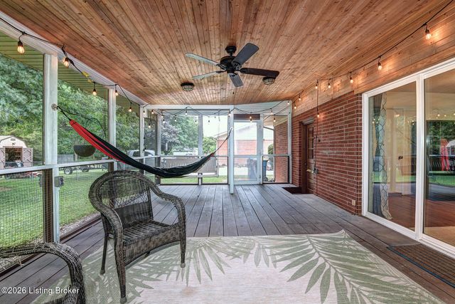 1200 Meadowridge Trail, Goshen, KY 40026