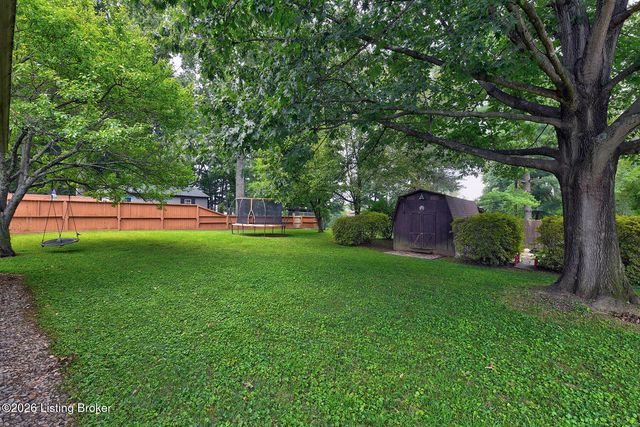 1200 Meadowridge Trail, Goshen, KY 40026