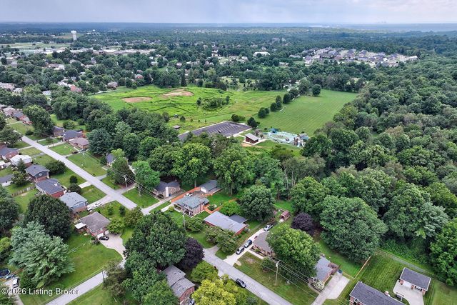 1200 Meadowridge Trail, Goshen, KY 40026