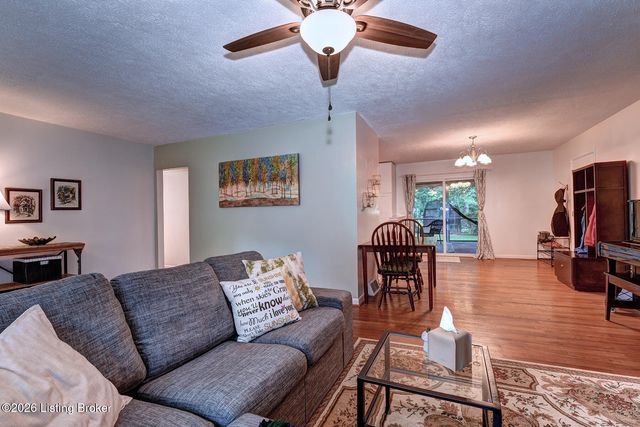 1200 Meadowridge Trail, Goshen, KY 40026