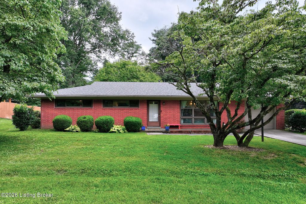 1200 Meadowridge Trail, Goshen, KY 40026