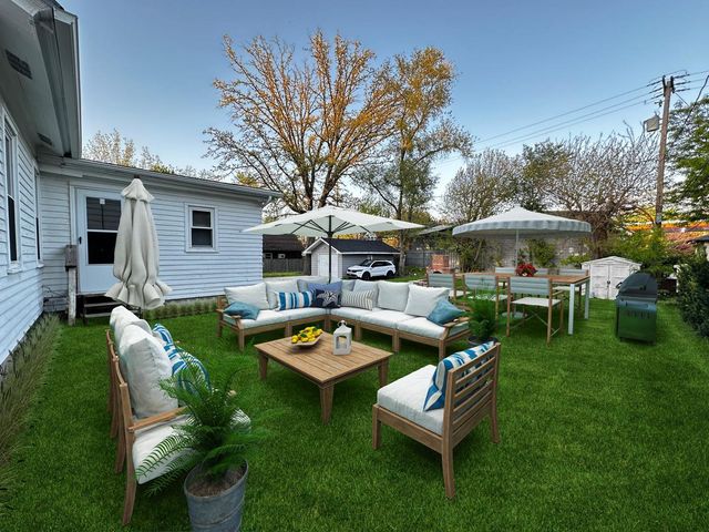 652 S Main Street, Naperville, IL 60540