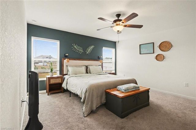 1409 NE 4th PL, Cape Coral, FL 33909