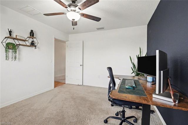 1409 NE 4th PL, Cape Coral, FL 33909