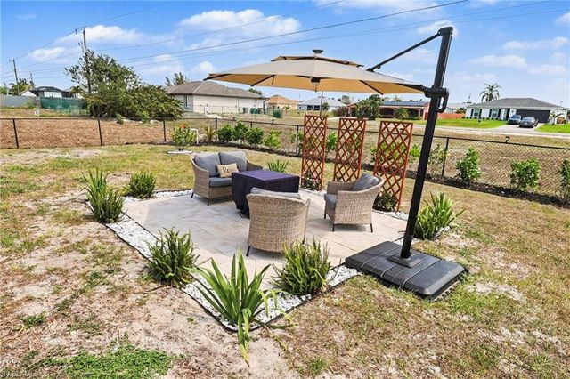 1409 NE 4th PL, Cape Coral, FL 33909