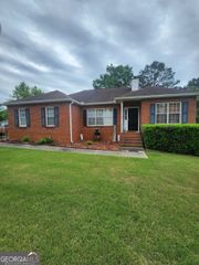 47 Oak Hill Terrace, Fayetteville, GA 30215
