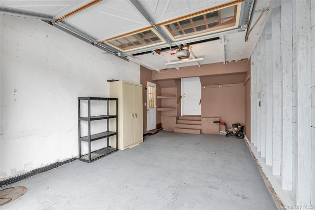 29 Glen Cove Drive, Glen Head, NY 11545