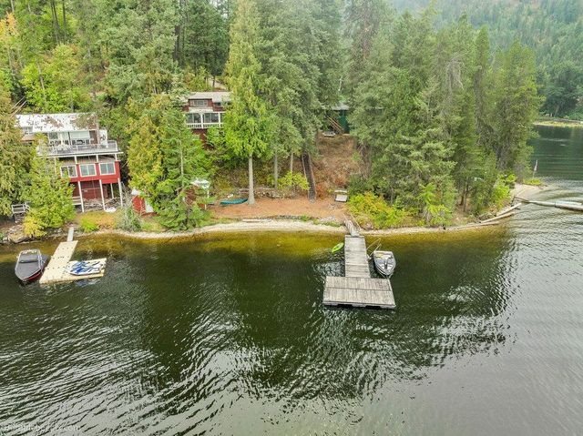 12222 N West Newman Lake Dr, Newman Lake, WA 99025