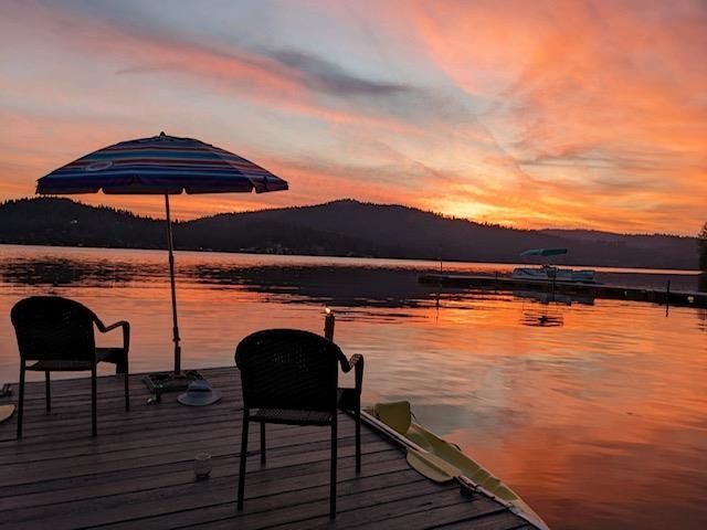12222 N West Newman Lake Dr, Newman Lake, WA 99025