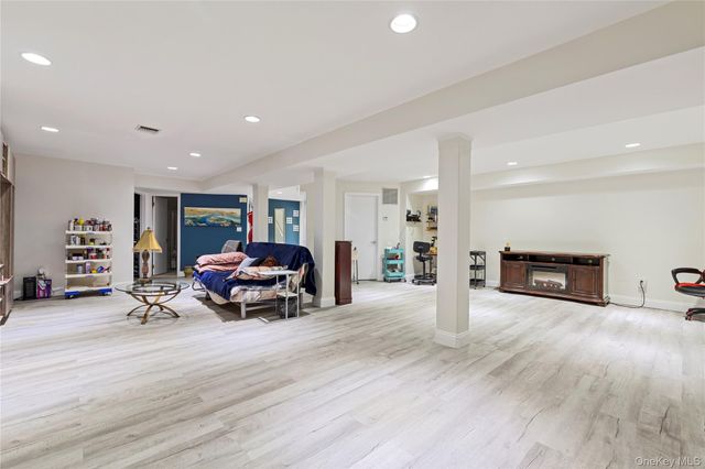 83 Foxwood Drive, Jericho, NY 11753