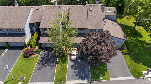 83 Foxwood Drive, Jericho, NY 11753