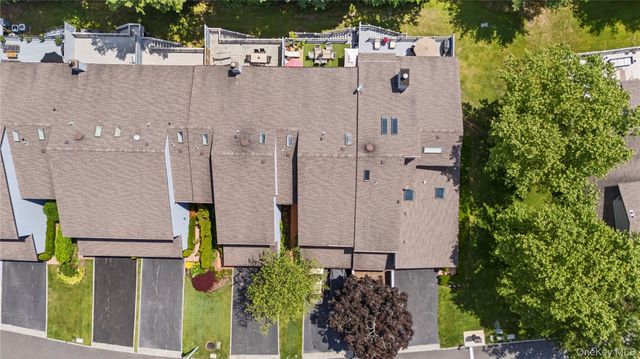83 Foxwood Drive, Jericho, NY 11753