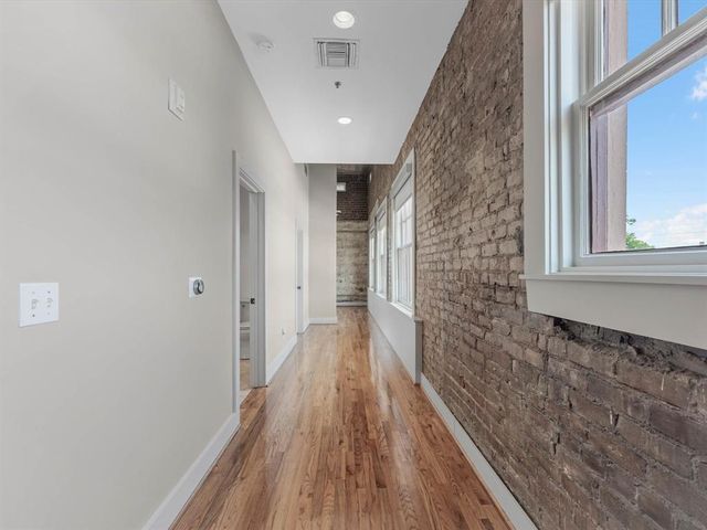 2700 Albany Street 3A, Houston, TX 77006