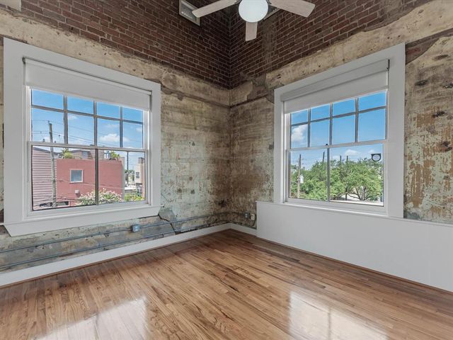 2700 Albany Street 3A, Houston, TX 77006