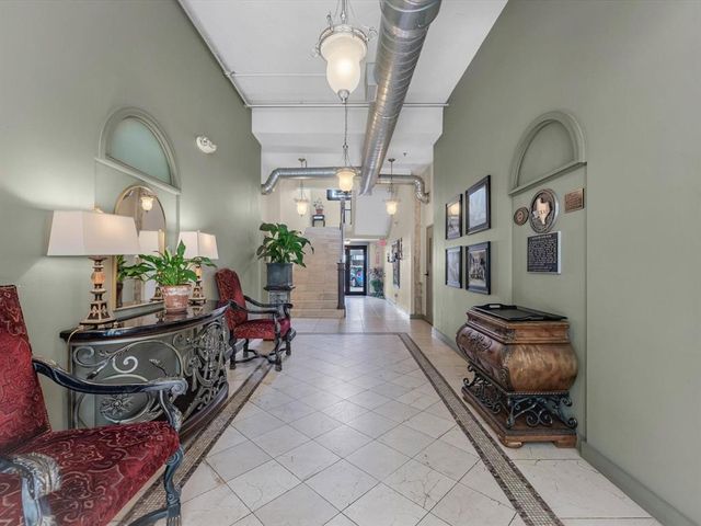 2700 Albany Street 3A, Houston, TX 77006