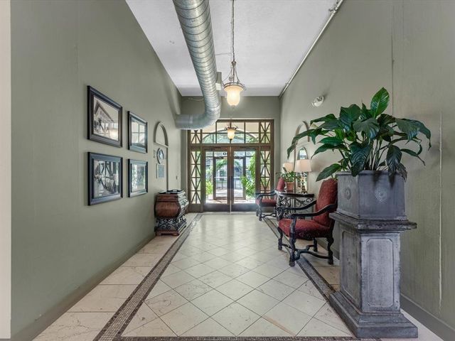 2700 Albany Street 3A, Houston, TX 77006