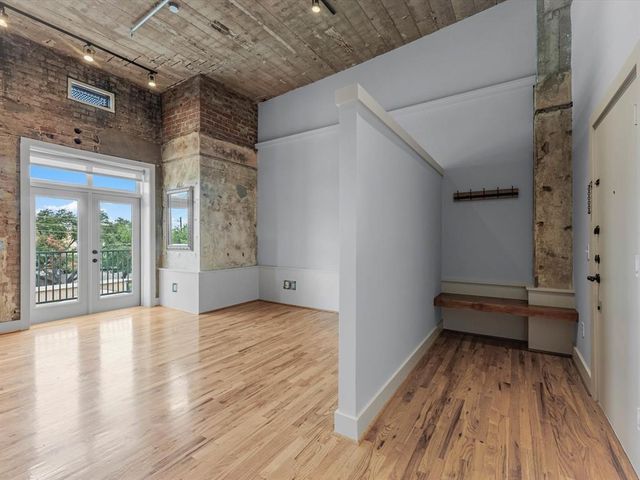 2700 Albany Street 3A, Houston, TX 77006