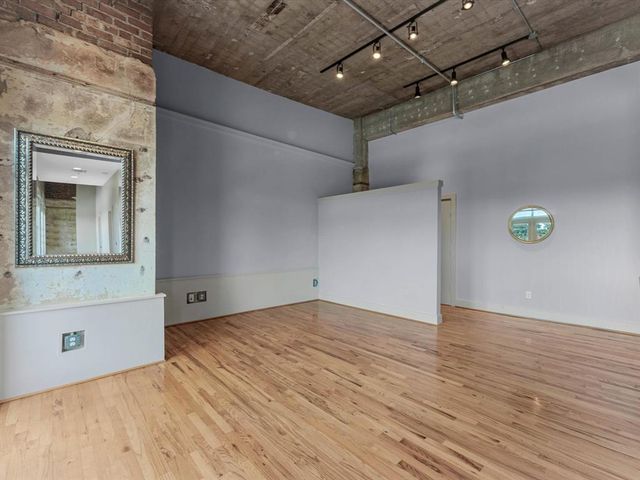 2700 Albany Street 3A, Houston, TX 77006