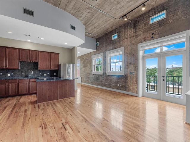2700 Albany Street 3A, Houston, TX 77006