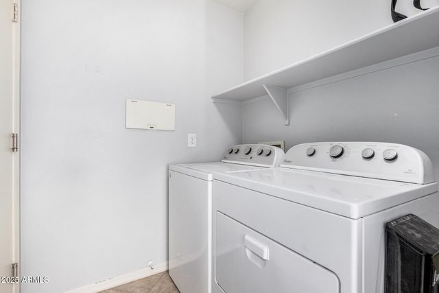 1027 W DESERT CANYON Drive, San Tan Valley, AZ 85143