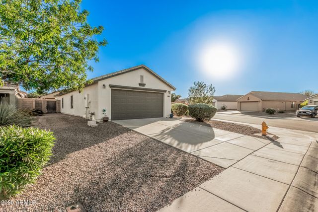 1027 W DESERT CANYON Drive, San Tan Valley, AZ 85143