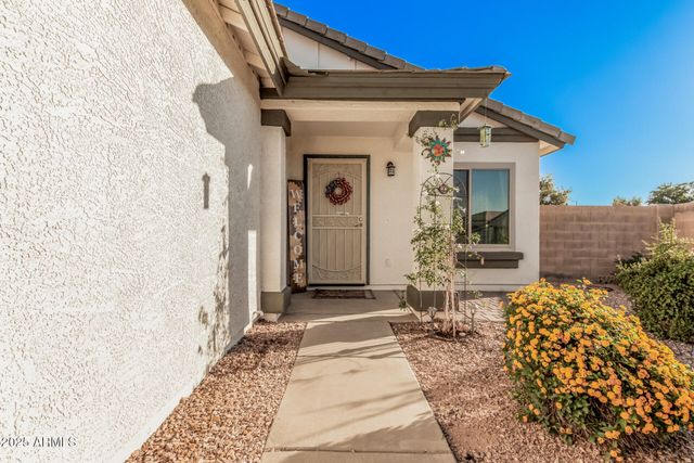 1027 W DESERT CANYON Drive, San Tan Valley, AZ 85143