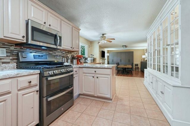 371 Silverleaf Lane, Dallas, GA 30157