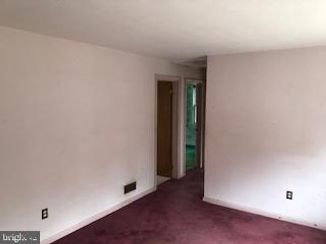 9717 NARRAGANSETT PKWY, College Park, MD 20740