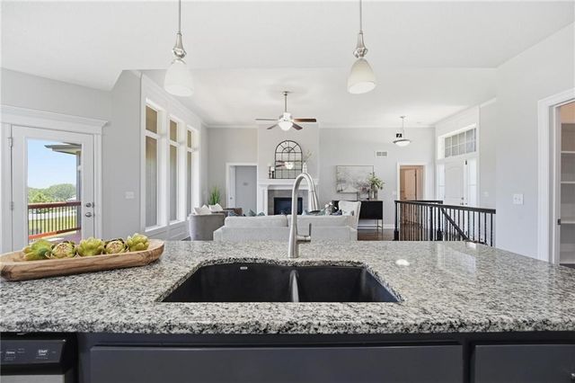 25136 W 148th Terrace, Olathe, KS 66061