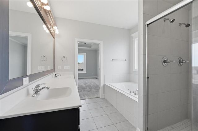 25136 W 148th Terrace, Olathe, KS 66061