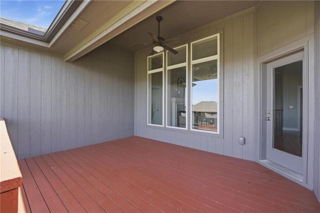 25136 W 148th Terrace, Olathe, KS 66061