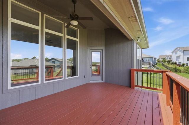 25136 W 148th Terrace, Olathe, KS 66061