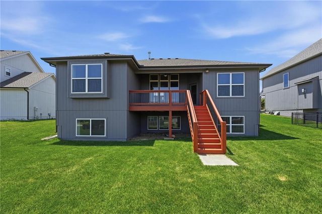 25136 W 148th Terrace, Olathe, KS 66061