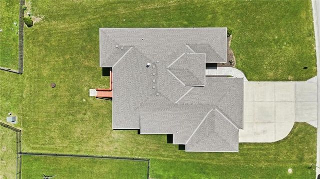 25136 W 148th Terrace, Olathe, KS 66061