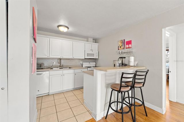 1700 SW 16TH COURT D30, Gainesville, FL 32608