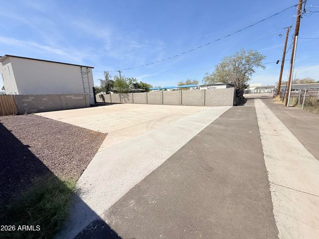 1106 E PAPAGO Street, Phoenix, AZ 85034