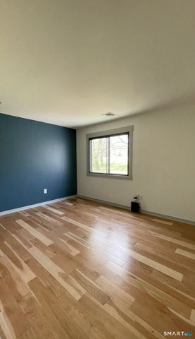 14 Algonquin Lane C, Stratford, CT 06614