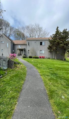 14 Algonquin Lane C, Stratford, CT 06614